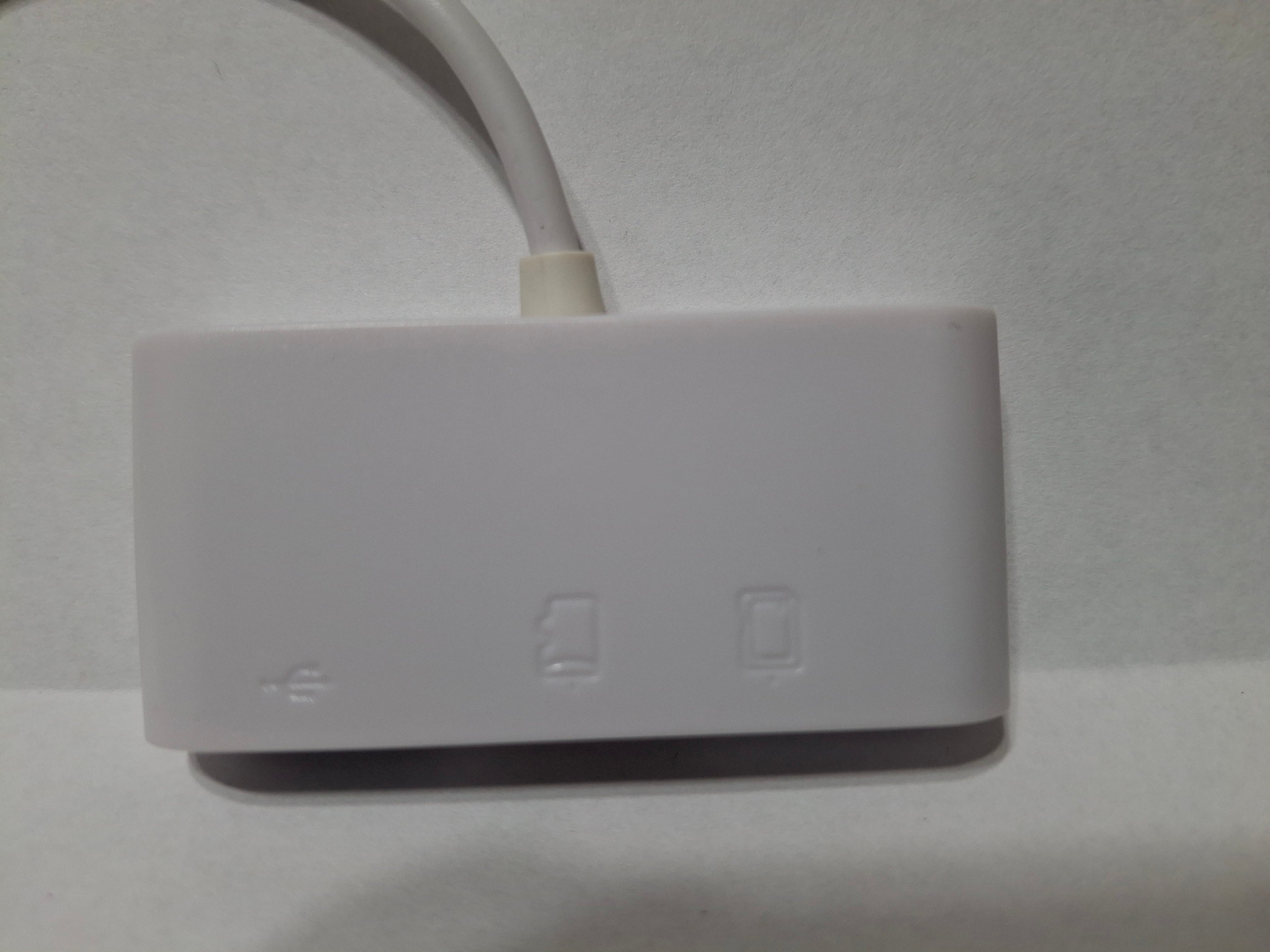 USB C to SD/TF Memory Card Reader